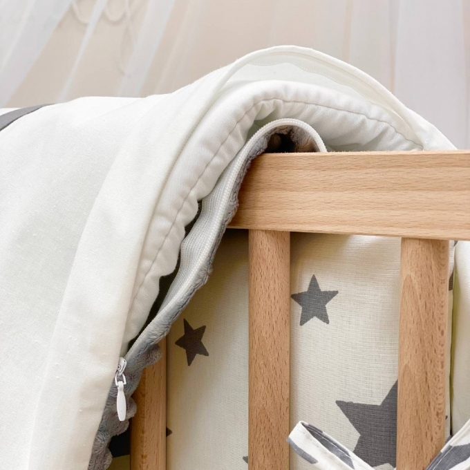 Set lenjerie patut bebe 7 piese White Stars (8)